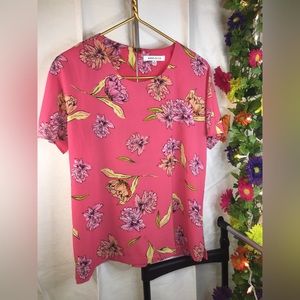 Rose & Olive | Women’s Pink w/Floral Pattern Short Sleeves Blouse Top